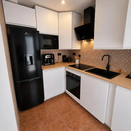 Residencial Argenta 2/4 Lek